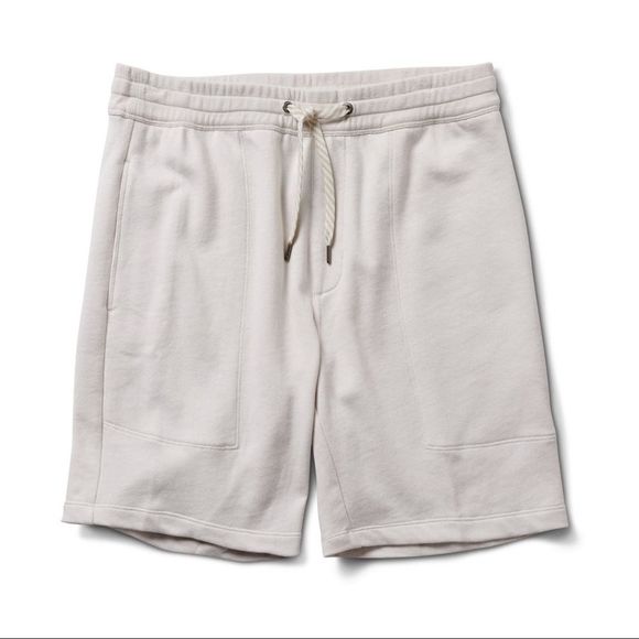 NWT ⛰ Vuori | Vital Short - Salt - Picture 4 of 12